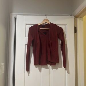 Vintage 90s/ Y2K Gap red v-neck sweater set